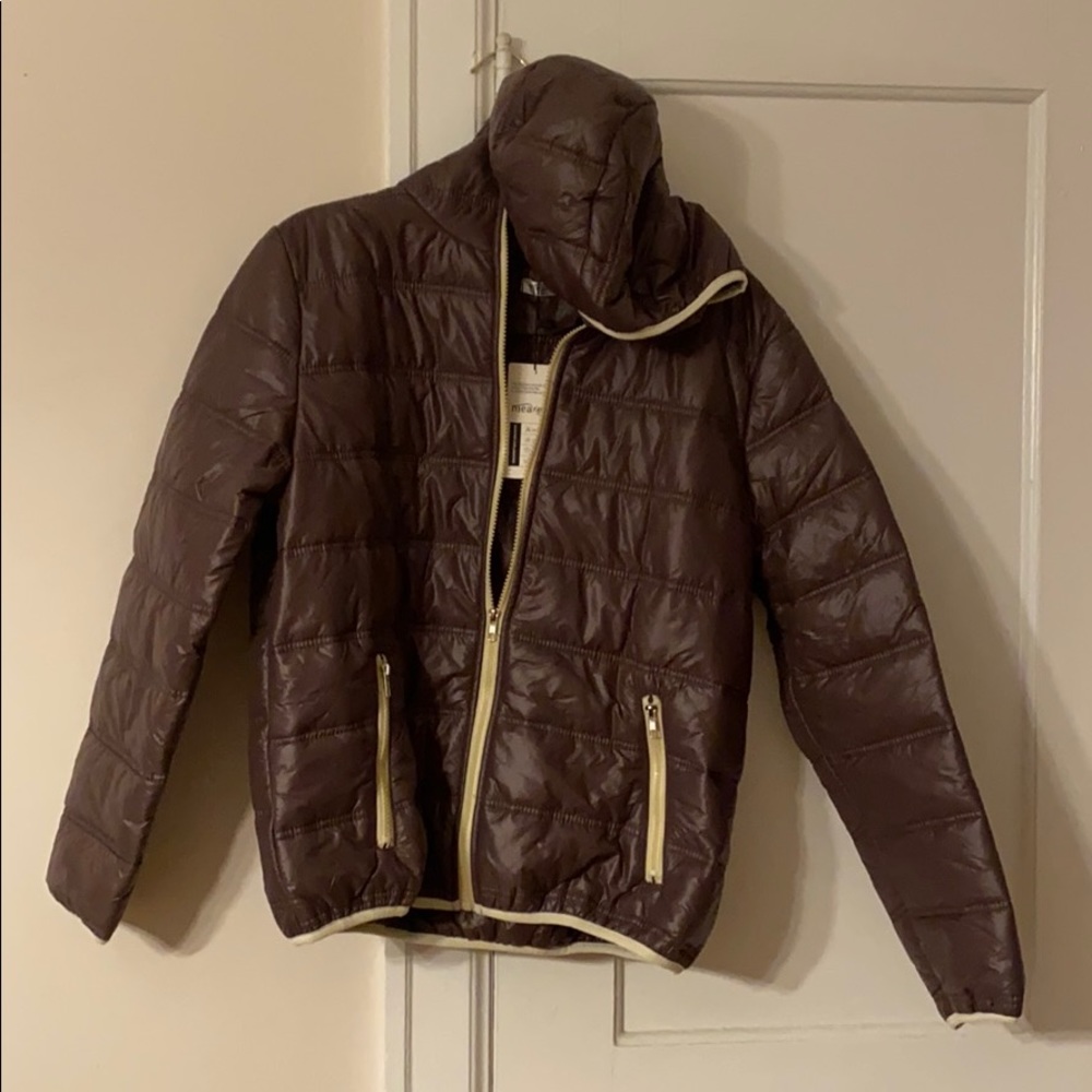 Lightweight jacket